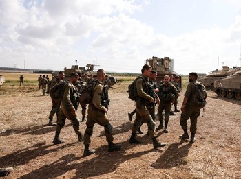 Genting! Potret Militer Israel Bersiap Invasi Darat ke Gaza