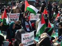 Sandera AS Dilepas Hamas di Gaza, Harga Minyak Ambles!