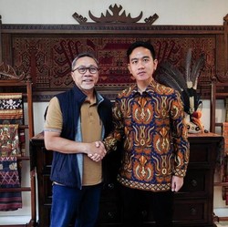 Jelang Deklarasi Cawapres Prabowo, Gibran Kunjungi Ketum PAN