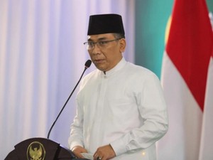 Ketum PBNU Sambut Baik Jokowi Makan Bareng 3 Capres: Pemilu Bukan Ring Tinju