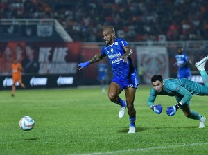 David da Silva Bawa Persib Ungguli Borneo FC di Babak Pertama