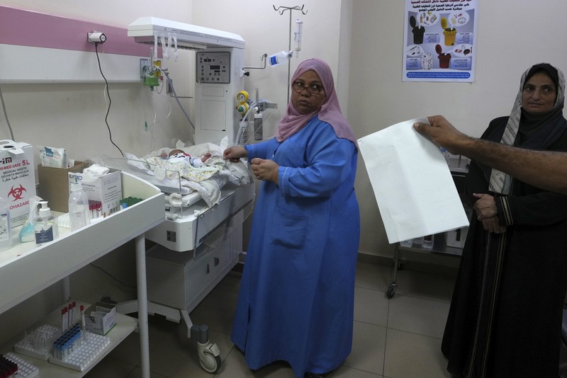 Ledakan akbiat serangan udara Israel di Jalur Gaza. (REUTERS) Ledakan akbiat serangan udara Israel di Jalur Gaza. (REUTERS)