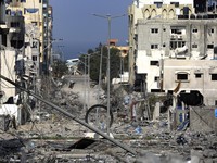 Warga Palestina Terjebak di 'Neraka' Gaza, 5.791 Orang Tewas