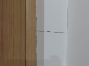 Dinding dan Jendela Bergetar Setiap Pintu Ditutup? Cepat Periksa Bagian Ini