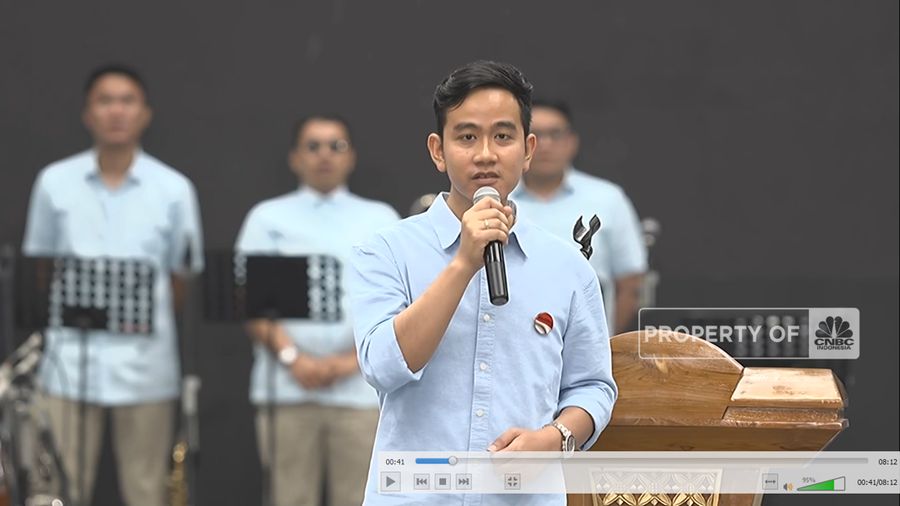 Lengkap! Pidato Gibran Sebelum Daftar ke Cawapres KPU (CNBC Indonesia TV)