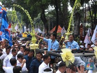 Prabowo Bangga Naik Maung ke KPU: Ini Mobil Buatan Anak RI!