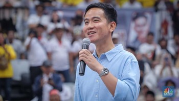 Aksinya Saat Debat Capres Disorot KPU, Gibran Minta Maaf!
