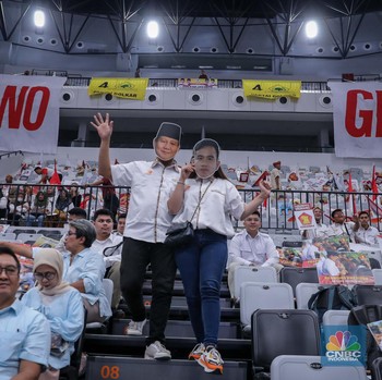 Penampakan Lautan Manusia Pendukung Prabowo-Gibran