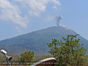 Status Gunung Api di Indonesia: Lewotobi Awas, Merapi hingga Semeru Siaga