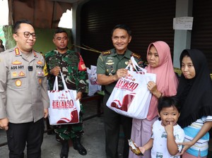 15 KK Korban Kebakaran Pasar Minggu Dapat Bantuan Akabri 90