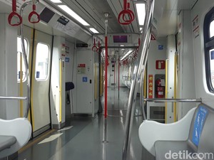 Kurang Peminat, Gimana Kabar LRT Jakarta Sekarang?