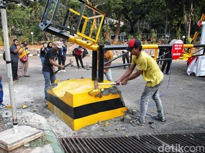 Portal Hotel Sultan Dibongkar Kubu Pontjo Sutowo, PPKGBK Beri Peringatan Keras!