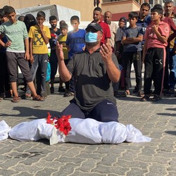 Bombardir Israel Menggila, Korban Tewas Gaza Naik Tajam