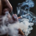 Cukai Tak Naik, Tapi Harga Rokok Tetap Lebih Mahal Tahun Depan!