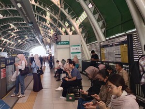 Pihak LRT Jabodebek Jelaskan soal Plafon Stasiun Cawang Jebol Imbas Hujan