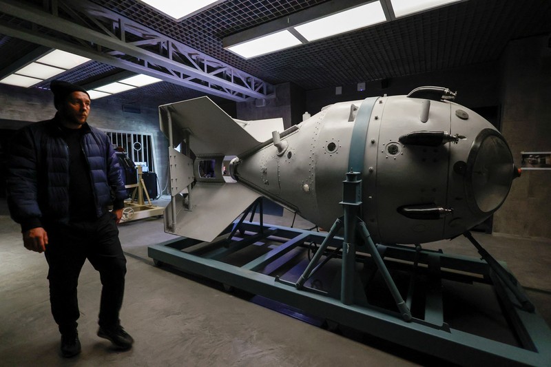 NUCLEAR-RUSSIA/ A model of the first Soviet atomic bomb, RDS-1, is on display at the nuclear energy museum Atom, located in a pavilion of the Exhibition of Achievements of National Economy (VDNKh) in Moscow, Russia, October 26, 2023. The exhibition centre will be officially opened to showcase the historic and modern achievements of the country's nuclear industry and display expositions dedicated to the Soviet atomic project, the nuclear arms race between the USSR and the United States and other subjects. REUTERS/Yulia Morozova