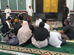 4 Warga Prancis Masuk Islam di Masjid Baiturrahman Aceh
