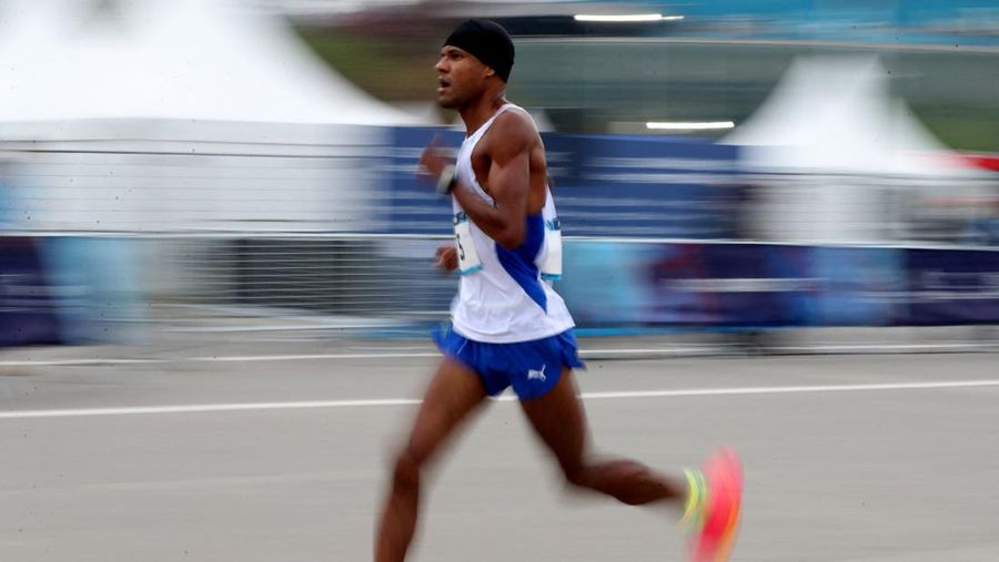 Pan-Am Games - Santiago 2023 - Marathon, Santiago, Chile - October 22, 2023  Brazil's Paulo Roberto Paula in action during the men's marathon REUTERS/Ivan Alvarado