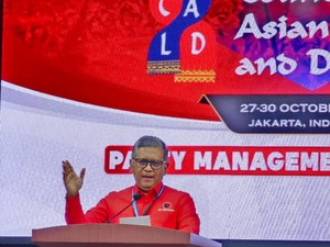 Cerita Hasto PDIP soal Kartu Truf Ketum Parpol di Balik Gibran Cawapres