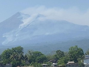 Kebakaran Gunung Merbabu Terus Meluas!