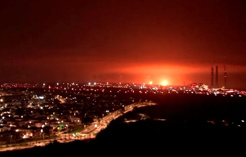 Pemandangan menunjukkan roket diluncurkan dari Gaza, terlihat dari perbatasan Israel dengan Gaza, di Israel selatan, 28 Oktober 2023. Pemandangan menunjukkan roket diluncurkan dari Gaza, terlihat dari perbatasan Israel dengan Gaza, di Israel selatan, 28 Oktober 2023. (REUTERS/Amir Cohen)
