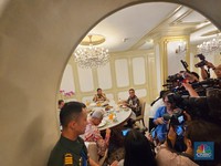 Wah, Jokowi Makan Siang Bareng Anies-Ganjar-Prabowo di Istana