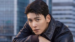 Tahun 2024 Banjir Job, Ji Chang Wook Ungkap Keinginan Main Drakor Medis