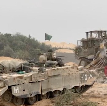 Bawa Buldoser, Tank Israel Bergerak Gencar Serang Palestina