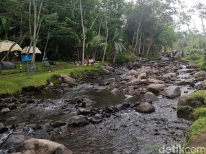 7 Rekomendasi Wisata Sungai di Jogja dengan Nuansa Sejuk dan Airnya Jernih