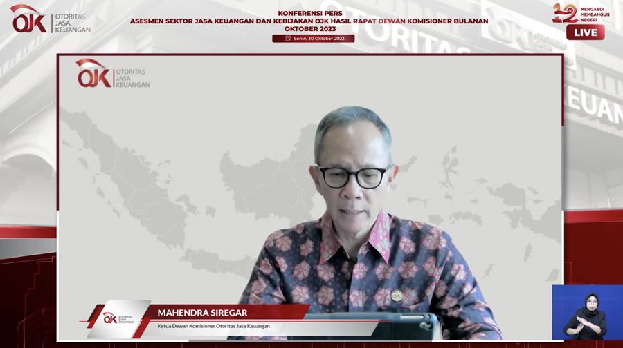 Mahendra Siregar dalam acara konferensi pers asesmen sektor jasa keuangan & kebijakan OJK hasil RDK bulanan Oktober 2023. (Tangkapam layar Youtube Otoritas Jasa Keuangan)