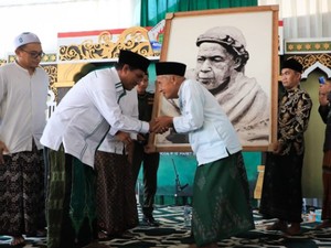 Profil Mbah Hisyam, Kakek Mertua Ganjar Pranowo Pendiri Ponpes di Purbalingga