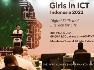 Sekjen Kominfo Ajak Perempuan Indonesia Kuasai STEM & Literasi Digital