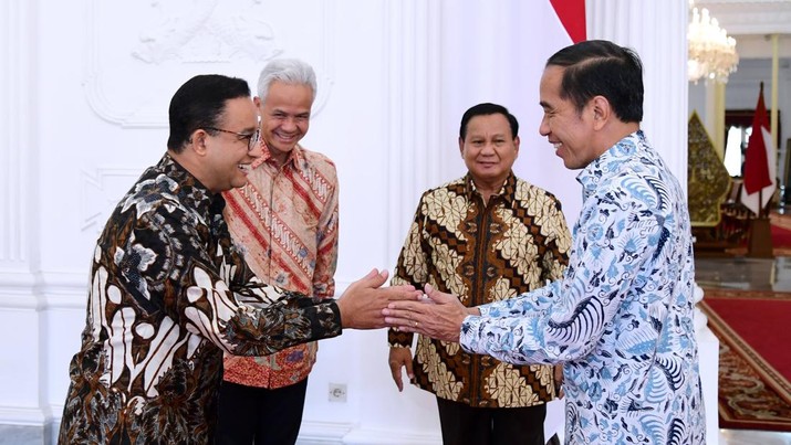 Presiden Joko Widodo santap siang bersama tiga calon presiden yang akan berpartisipasi pada pemilihan presiden 2024 di Istana Merdeka, Jakarta, pada Senin, (30/10/2023). (Dok. Sekretariat Presiden)