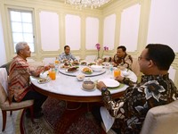 Terungkap! Ternyata Ini Alasan Jokowi Ajak Makan 3 Capres
