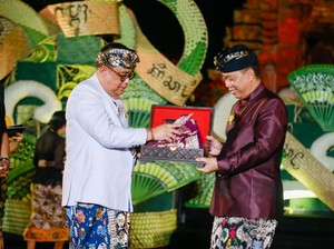 Upaya Pupuk Kaltim Lestarikan Seni dan Budaya Gambuh Buddha Kecapi