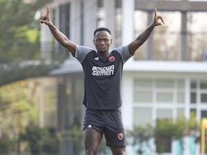 Victor Mansaray Debut dan Cetak Gol, PSM Makassar Balas Persija Skor 2-2