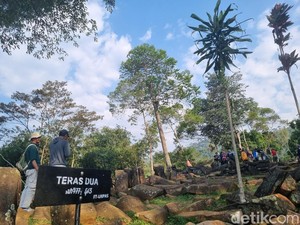 Main ke Gunung Padang Bisa Naik Kereta, Berikut Caranya