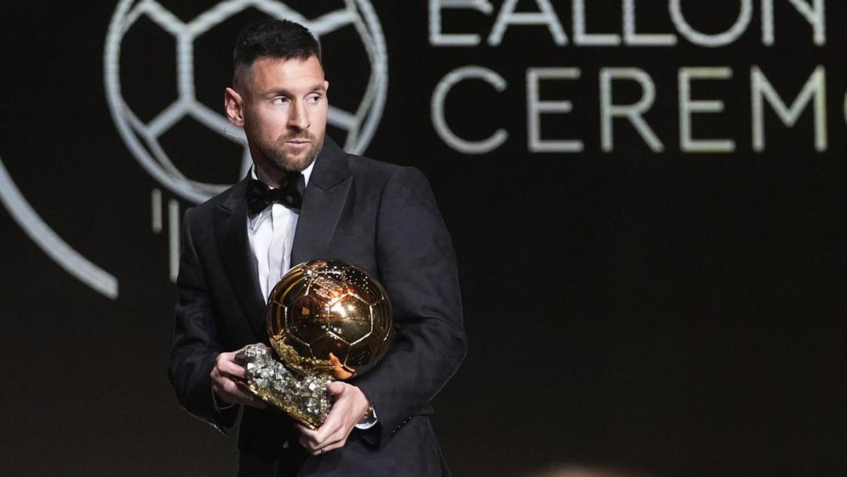 Lionel Messi Pantas Menangi Ballon d'Or Musim ini — NadiKabar.com