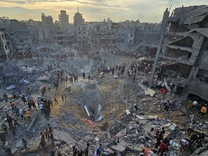 Israel Mengaku Gempur Kamp Pengungsi Gaza Demi Bunuh Komandan Hamas