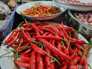 Harga Sembako Jatim 5 November 2025, Apa saja yang Naik?
