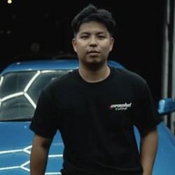 Cuma Bisnis Stiker, Pemuda 21 Tahun Cuan Rp 600 Juta per Hari