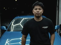 Cuma Bisnis Stiker, Pemuda 21 Tahun Cuan Rp 600 Juta per Hari