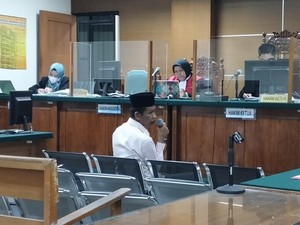 Kades di Banten Korupsi Rp 925 Juta untuk Karaoke dan Nyawer LC Tiap Hari