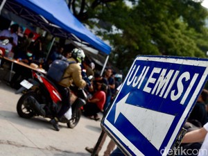 Tak Lulus Uji Emisi Nggak Bisa Perpanjang STNK: Mobil Uji Emisi Ditempatkan di Samsat