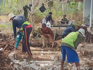 Kisah Mereka yang Memindahkan Makam-makam Terdampak Tol Solo-Jogja