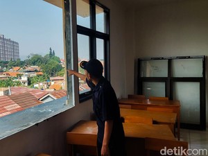Dihantam Hujan Angin, 3 Ruang Kelas SD di Cimahi Rusak