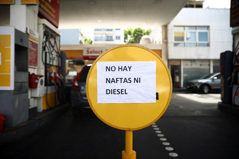 ARGENTINA-FUEL/ A sign reading