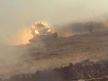 Penampakan Peluru Hamas Hancurkan Tank Israel