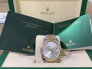 Mantan Menteri Agama Malaysia Lelang Jam Rolex untuk Donasi Palestina
