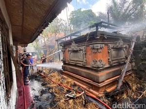 Bale Adat Terbakar di Ubud karena Percikan Api Dupa, Kerugian Rp 200 Juta